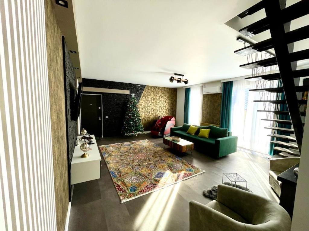 N & G Apartments Rîşnov Exteriör bild